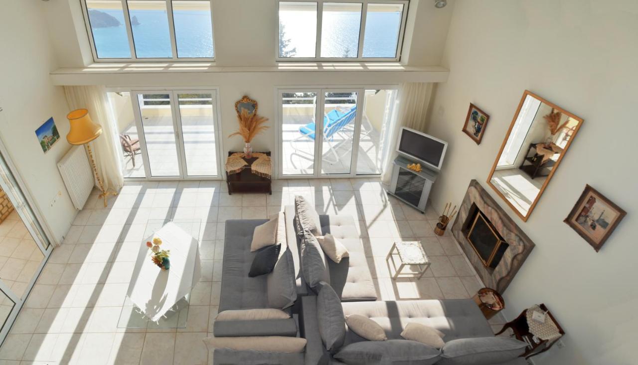 Villa Alibertini Agios Gordios  Exterior foto