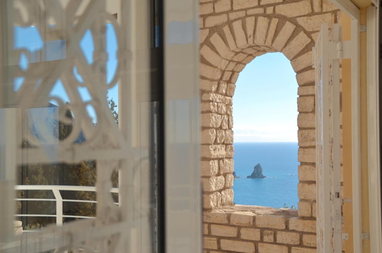 Villa Alibertini Agios Gordios  Exterior foto