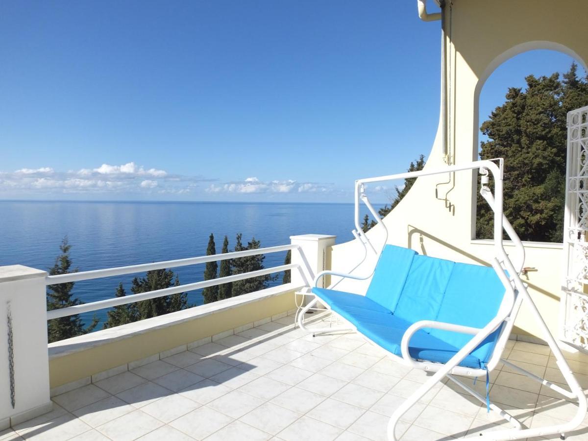 Villa Alibertini Agios Gordios  Exterior foto