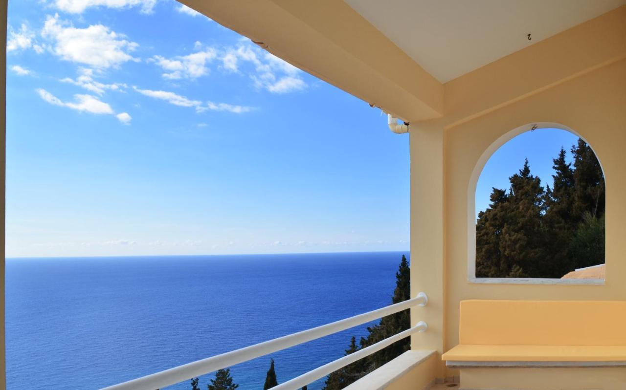 Villa Alibertini Agios Gordios  Exterior foto